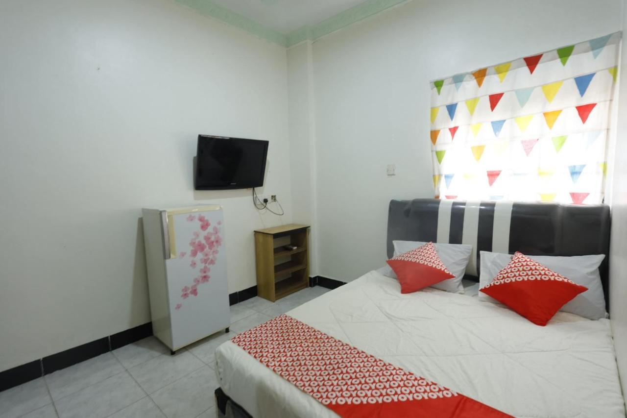 Hôtel Oyo 92702 Minang Jaya à Nagoya Extérieur photo
