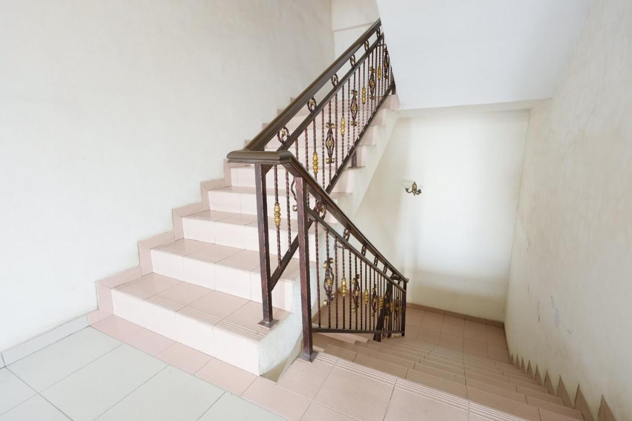 Hôtel Oyo 92702 Minang Jaya à Nagoya Extérieur photo