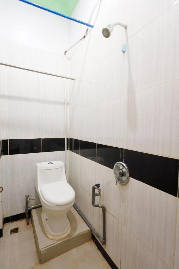 Hôtel Oyo 92702 Minang Jaya à Nagoya Extérieur photo