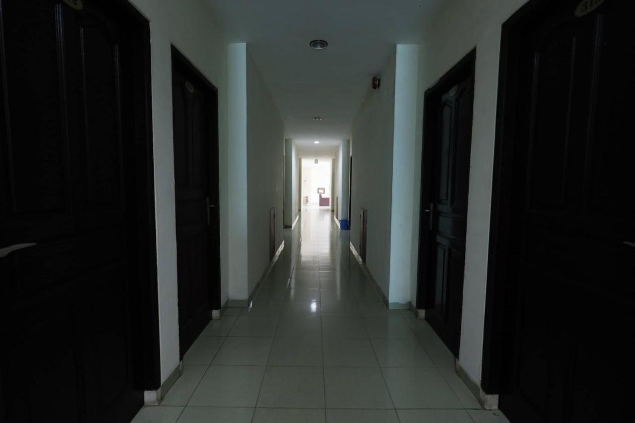 Hôtel Oyo 92702 Minang Jaya à Nagoya Extérieur photo